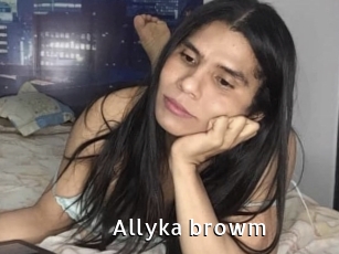 Allyka_browm