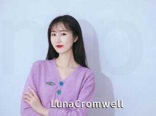 LunaCromwell