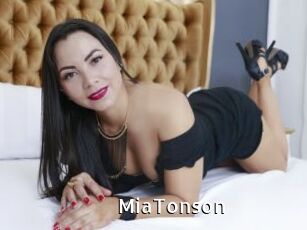 MiaTonson