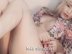 Mia_simonss