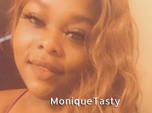 MoniqueTasty
