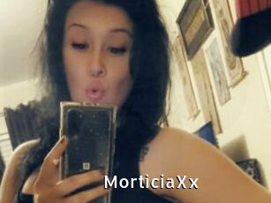 MorticiaXx