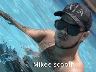 Mikee_scooth