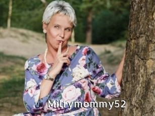 Milfymommy52