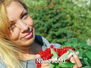 Naiiasolid
